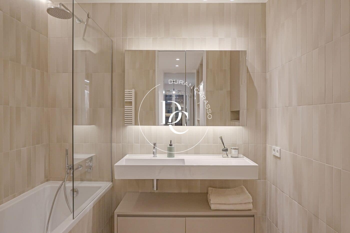 2 Zimmer Penthouse zu verkaufen in Barcelona Stadt - 2.390.000 € (Ref: 9933928)