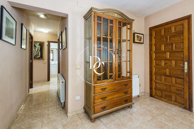 4 slaapkamer Villa te koop in Sant Pere de Ribes - € 460.000 (Ref: 9940102)