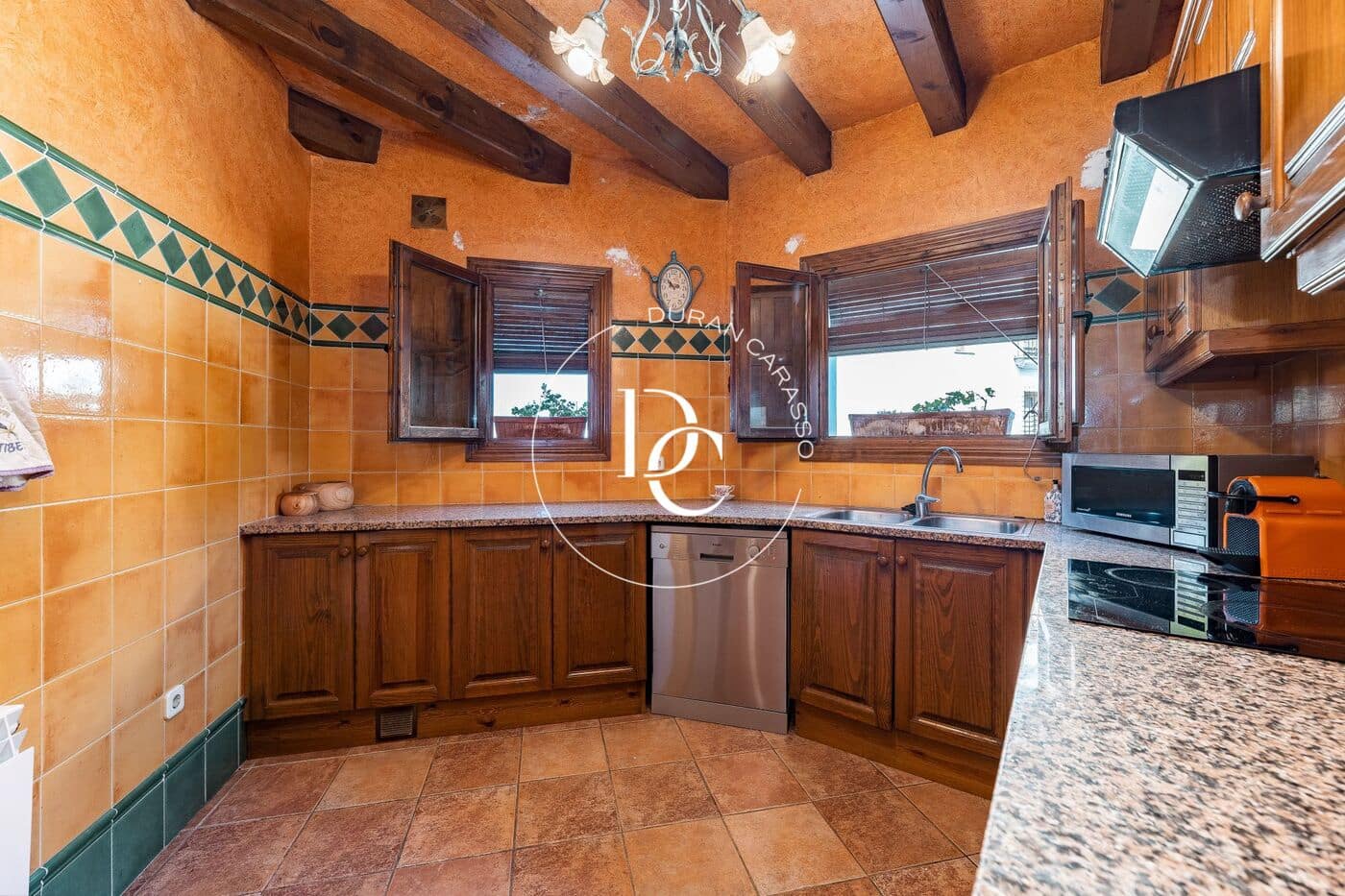 5 bedroom Townhouse for sale in Sant Pere de Ribes - € 680,000 (Ref: 9952738)