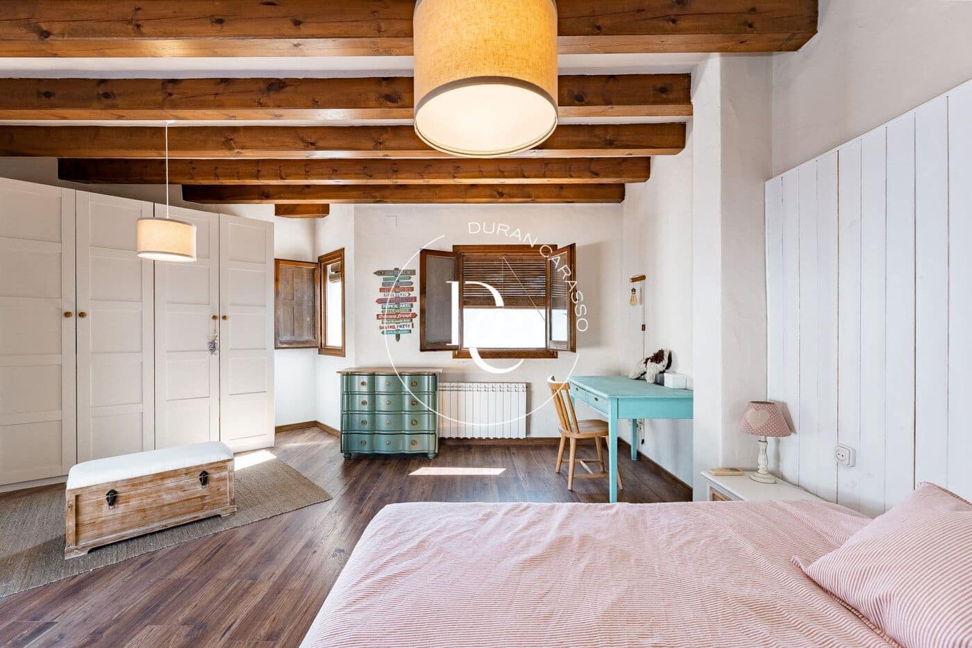 5 bedroom Townhouse for sale in Sant Pere de Ribes - € 680,000 (Ref: 9952738)