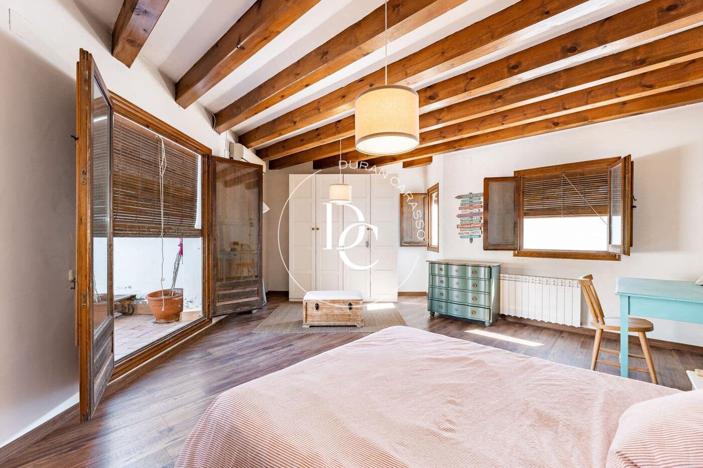 5 bedroom Townhouse for sale in Sant Pere de Ribes - € 680,000 (Ref: 9952738)