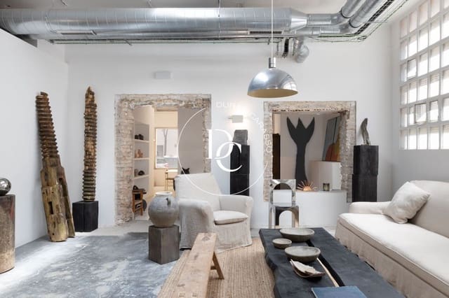 Local Commercial à vendre à Sant Martí de Provenals, Barcelone ville - 850 000 € (Ref: 9965387)