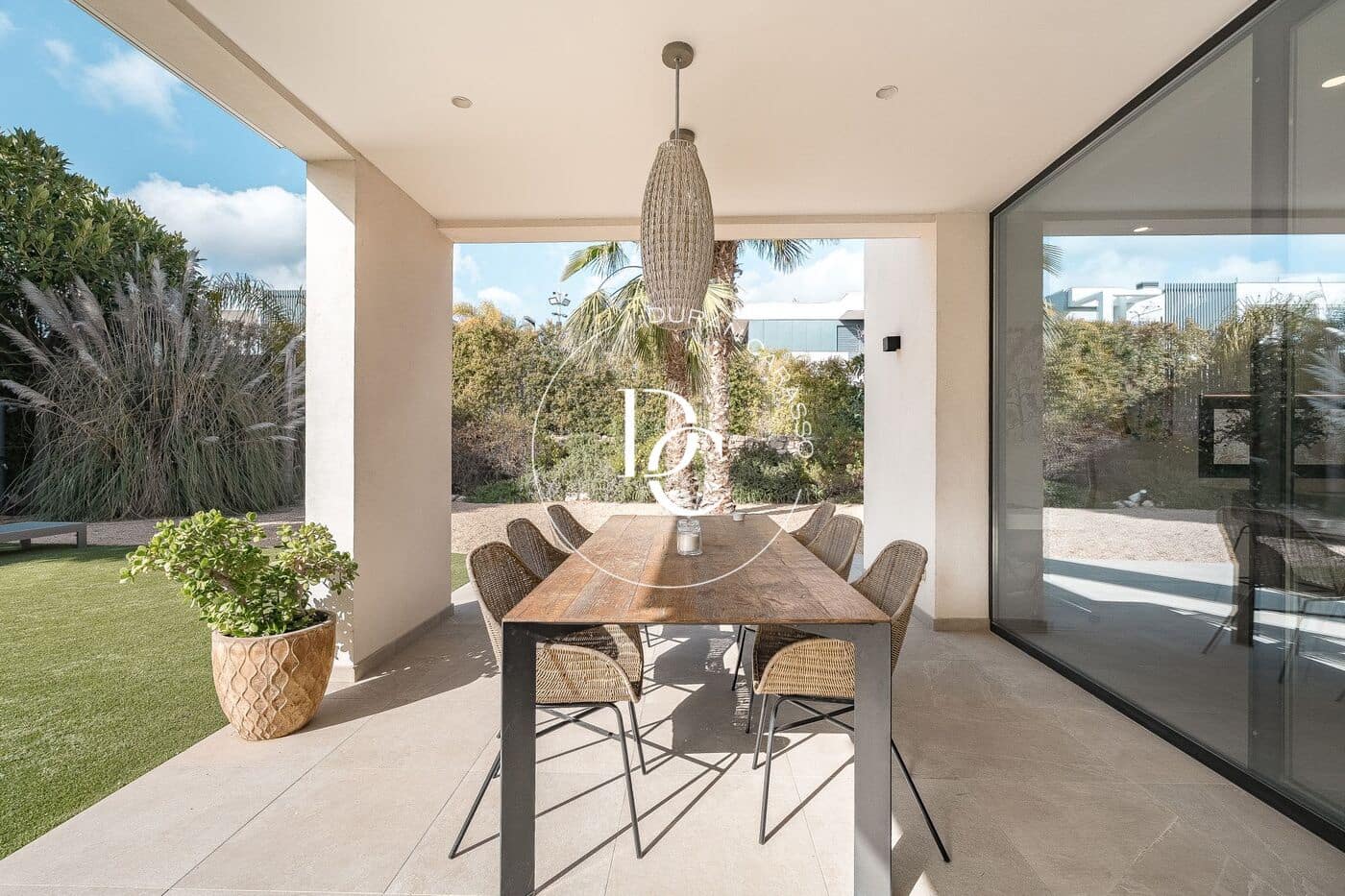 4 makuuhuone Huvila myytävänä paikassa Sitges mukana uima-altaan - 3 190 000 € (Ref: 9983116)