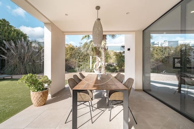 4 soveværelse Villa til salg i Sitges med swimmingpool - € 3.190.000 (Ref: 9983116)
