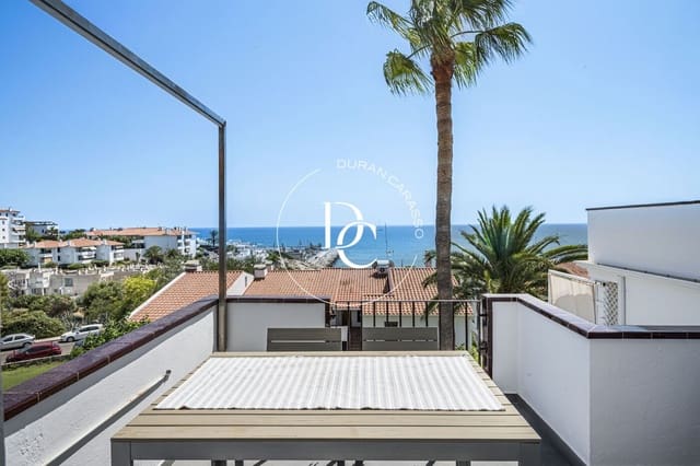 4 soveværelse Lejlighed til salg i Sitges med swimmingpool - € 810.000 (Ref: 9997206)