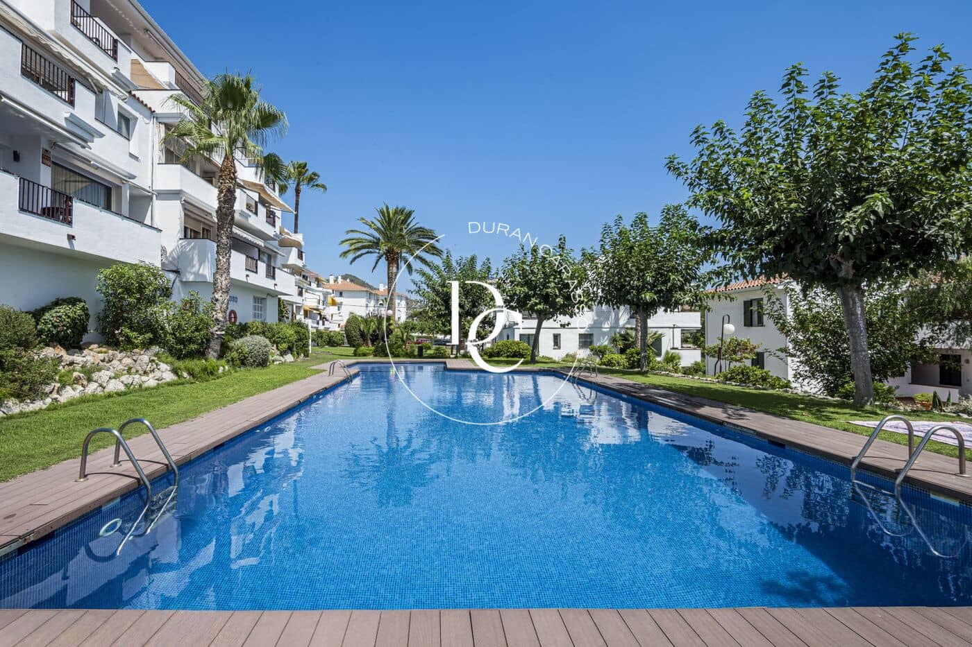 4 soveværelse Lejlighed til salg i Sitges med swimmingpool - € 810.000 (Ref: 9997206)