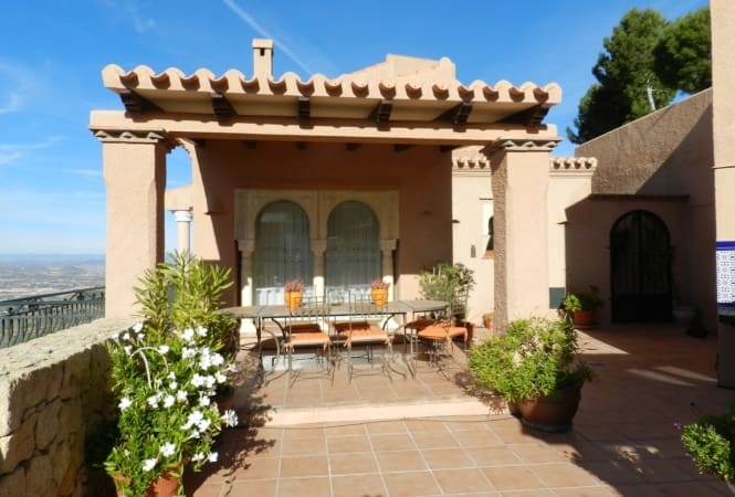 4 soveværelse Villa til salg i Turre med swimmingpool garage - € 620.000 (Ref: 5602177)