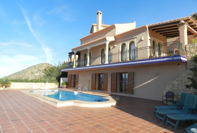 4 soveværelse Villa til salg i Turre med swimmingpool garage - € 620.000 (Ref: 5602177)