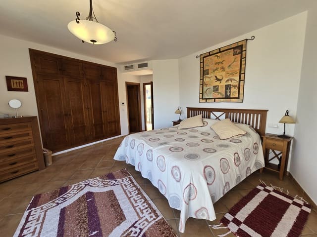 3 soveværelse Villa til salg i Turre med swimmingpool garage - € 475.000 (Ref: 8688474)