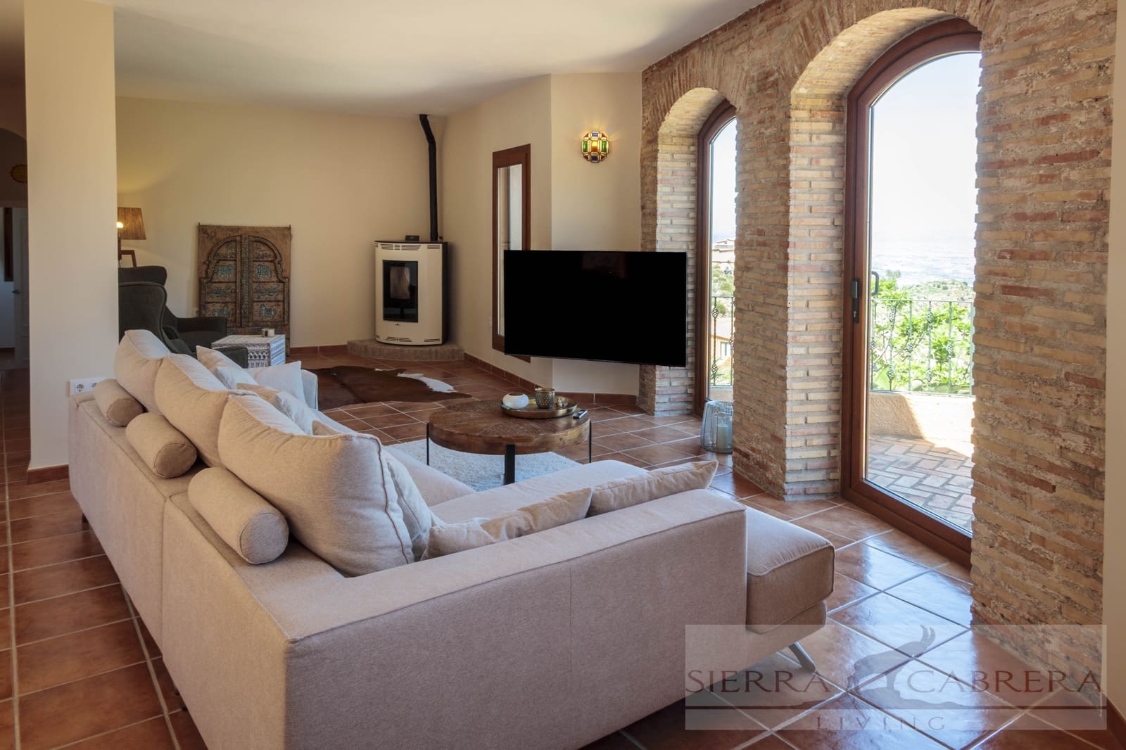 2 bedroom Villa for sale in Turre with garage - € 435,000 (Ref: 9937126)
