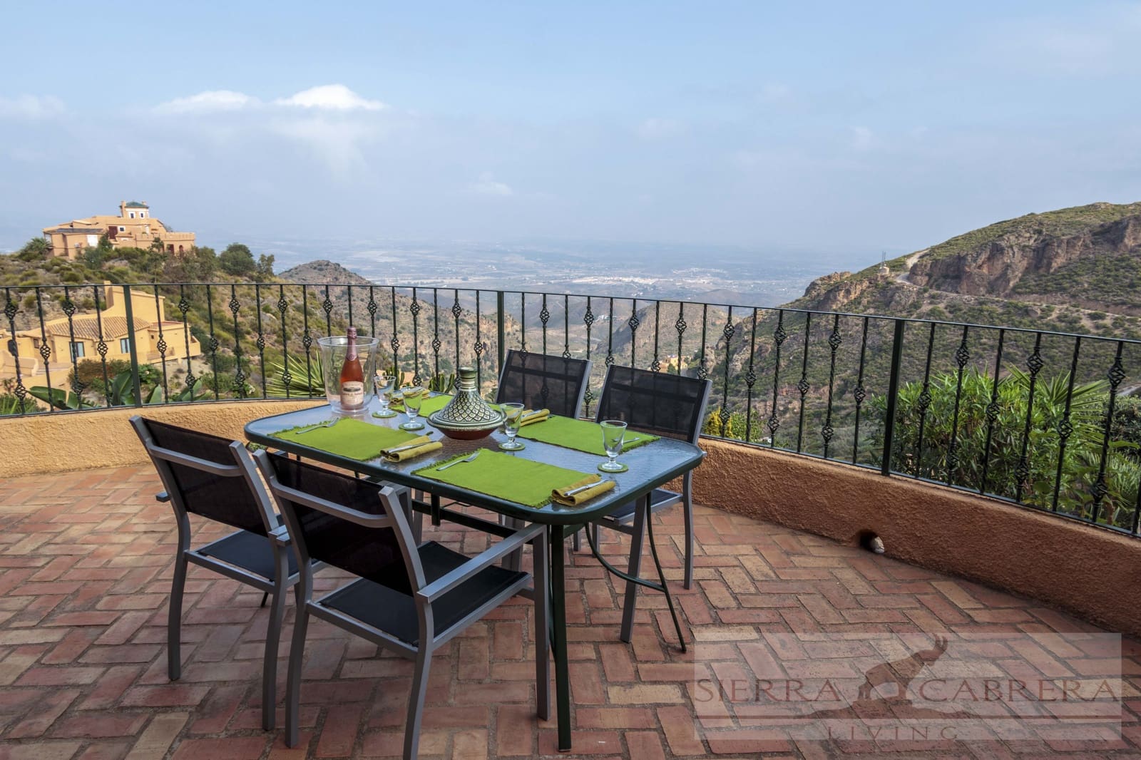2 bedroom Villa for sale in Turre with garage - € 435,000 (Ref: 9937126)