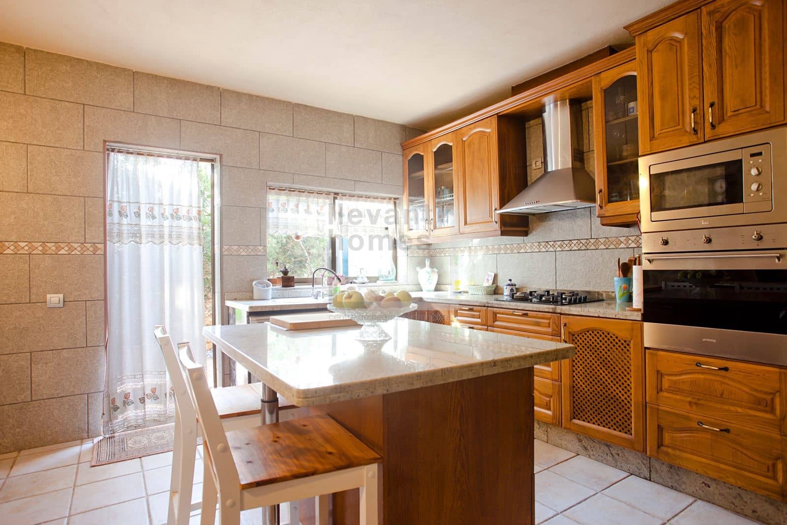 9 bedroom Finca/Country House for sale in Manacor € 495,000 (Ref