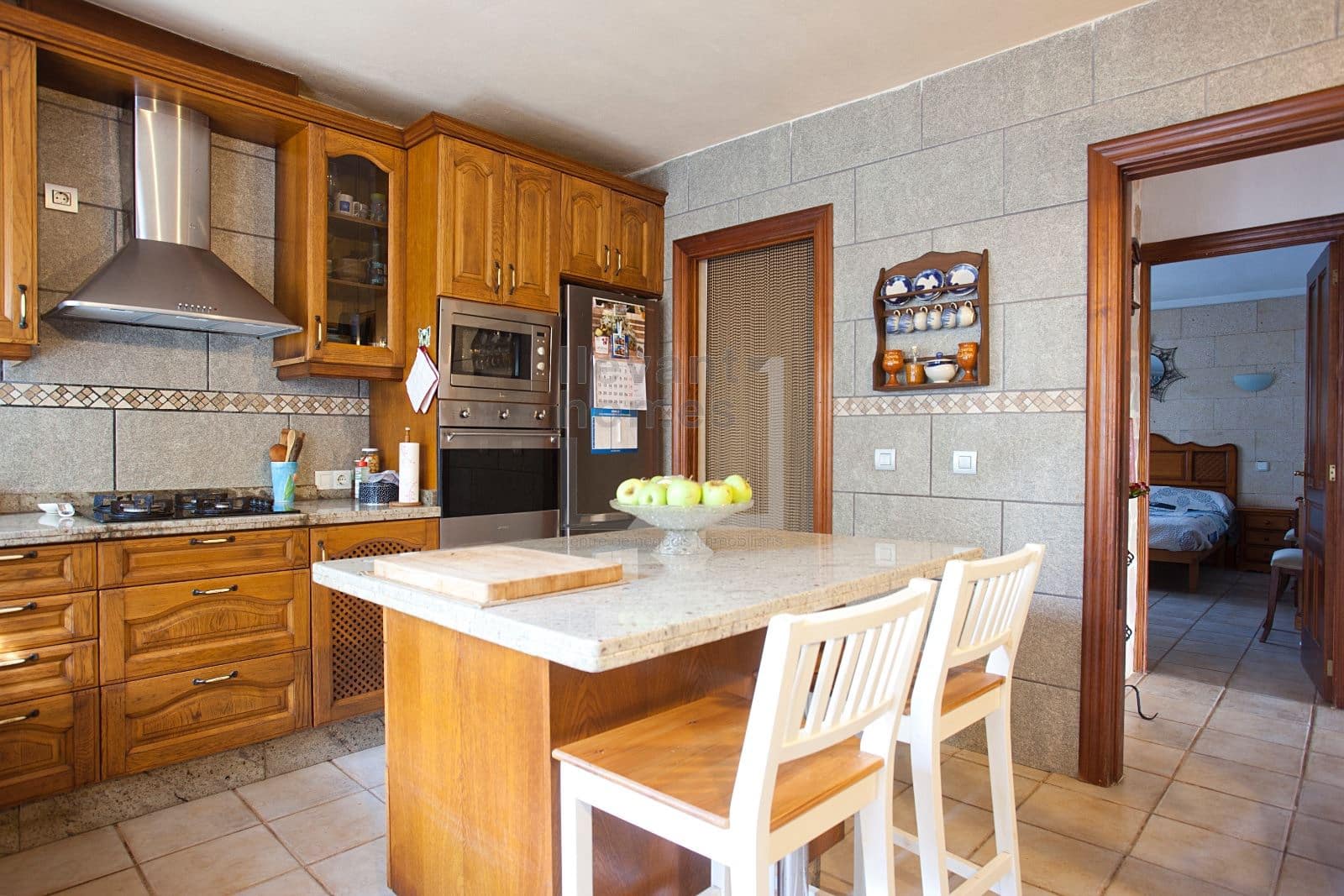 9 bedroom Finca/Country House for sale in Manacor € 495,000 (Ref