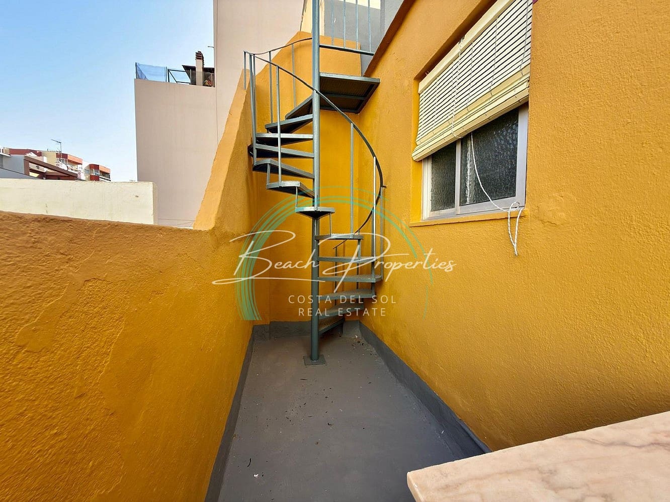 4 sypialnia Willa na sprzedaż w Torre del Mar - 359 000 € (Ref: 10005927)