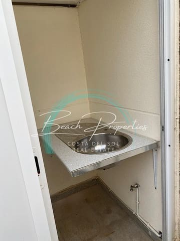 2 soveværelse Lejlighed til leje i El Peñoncillo, Torrox med swimmingpool garage - € 1.000 (Ref: 10037779)
