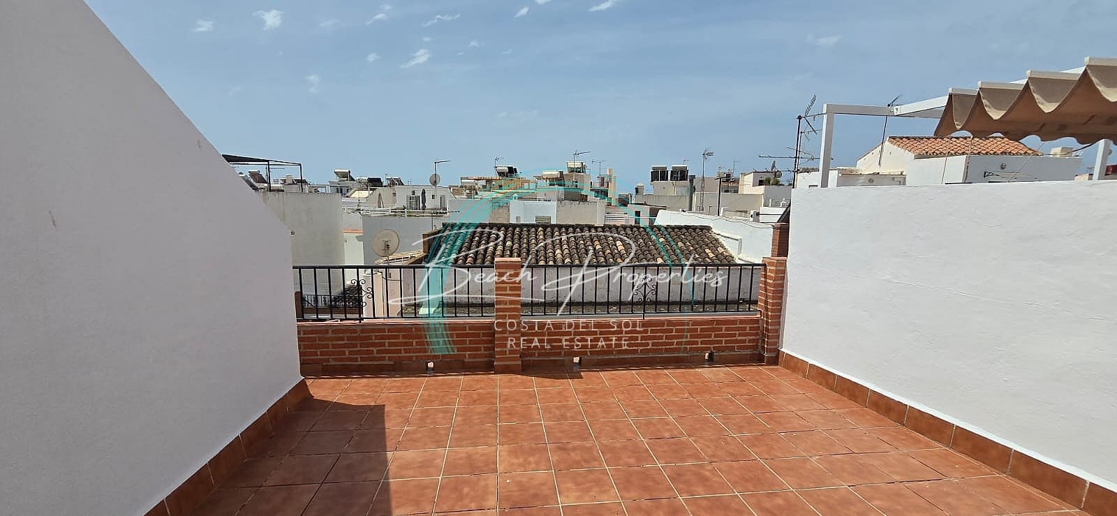3 bedroom Villa for sale in Nerja - € 455,000 (Ref: 10063006)