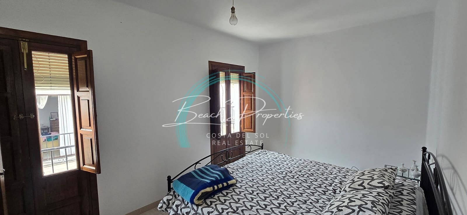3 bedroom Villa for sale in Nerja - € 455,000 (Ref: 10063006)