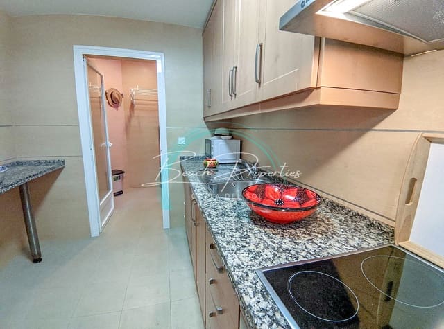 2 makuuhuone Huoneisto myytävänä paikassa El Peñoncillo, Torrox mukana uima-altaan 
autotalli - 430 000 € (Ref: 10068042)