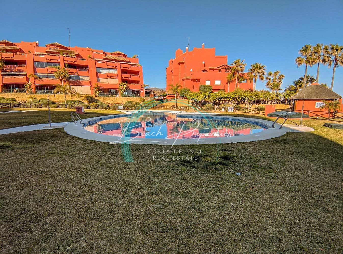 2 makuuhuone Huoneisto myytävänä paikassa Torrox-Costa mukana uima-altaan 
autotalli - 430 000 € (Ref: 10068042)