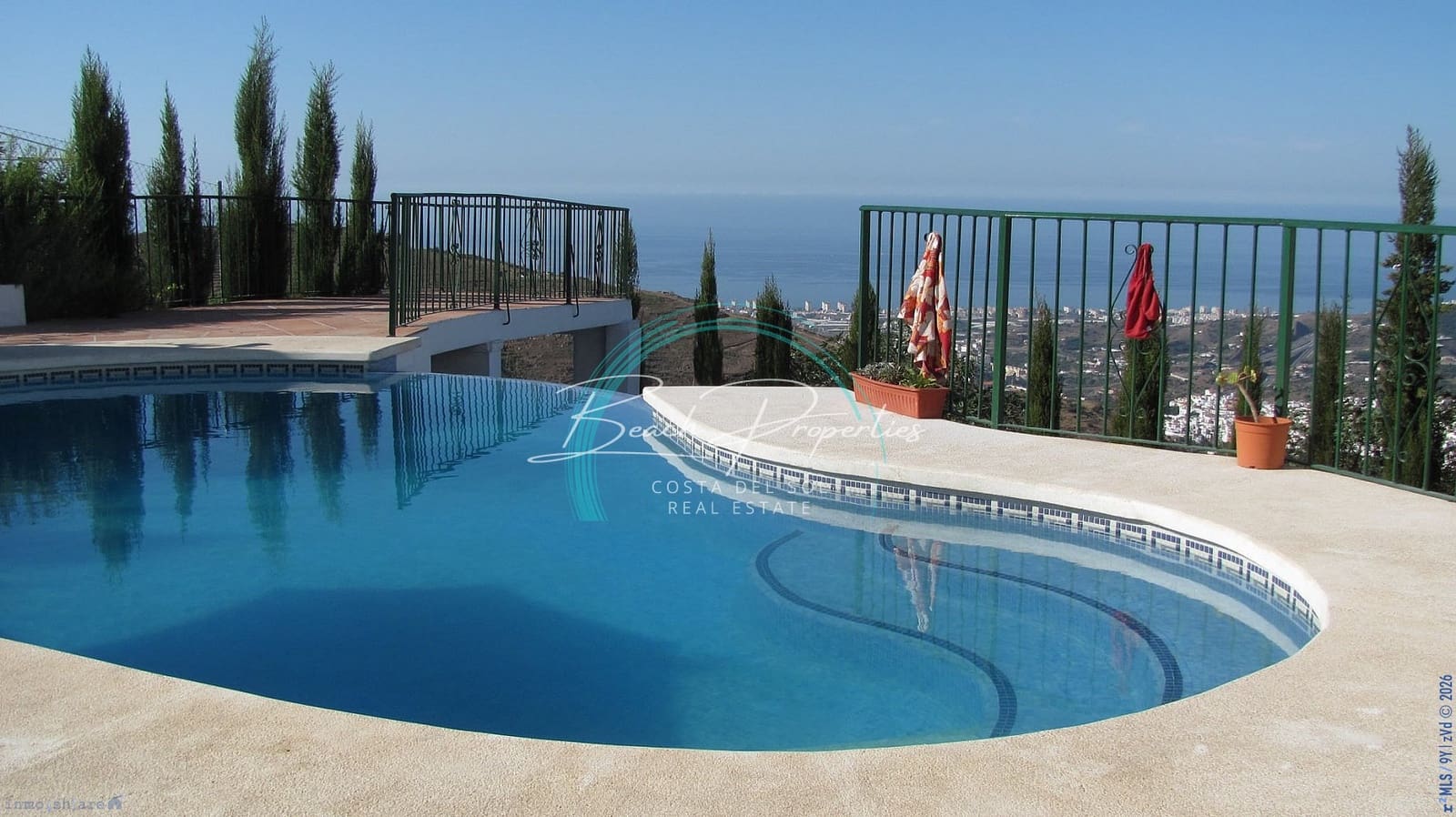 4 chambre Maison de Ville à vendre à Torrox avec piscine - 950 000 € (Ref: 10085342)