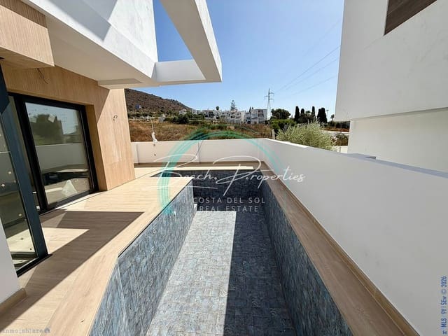 Maison de Ville à vendre à Centro, Nerja - 795 000 € (Ref: 10085344)