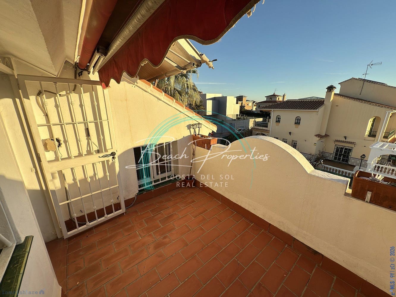 4 bedroom Terraced Villa for sale in Torre del Mar with garage - € 389,000 (Ref: 10110413)