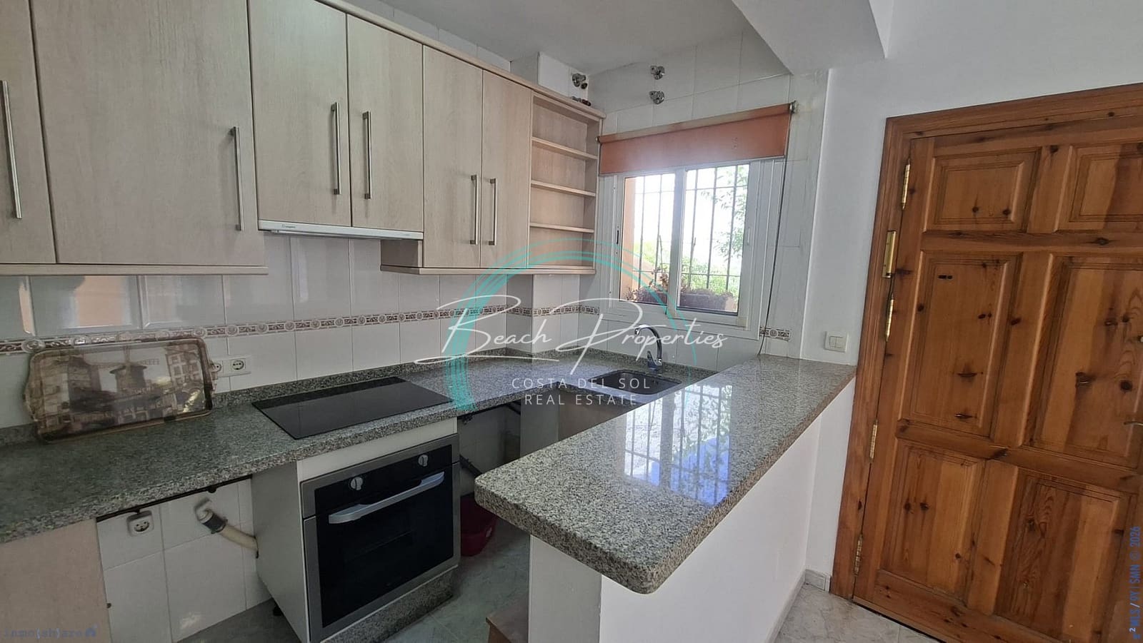 1 bedroom Apartment for sale in Nerja with pool - € 156,000 (Ref: 10111889)