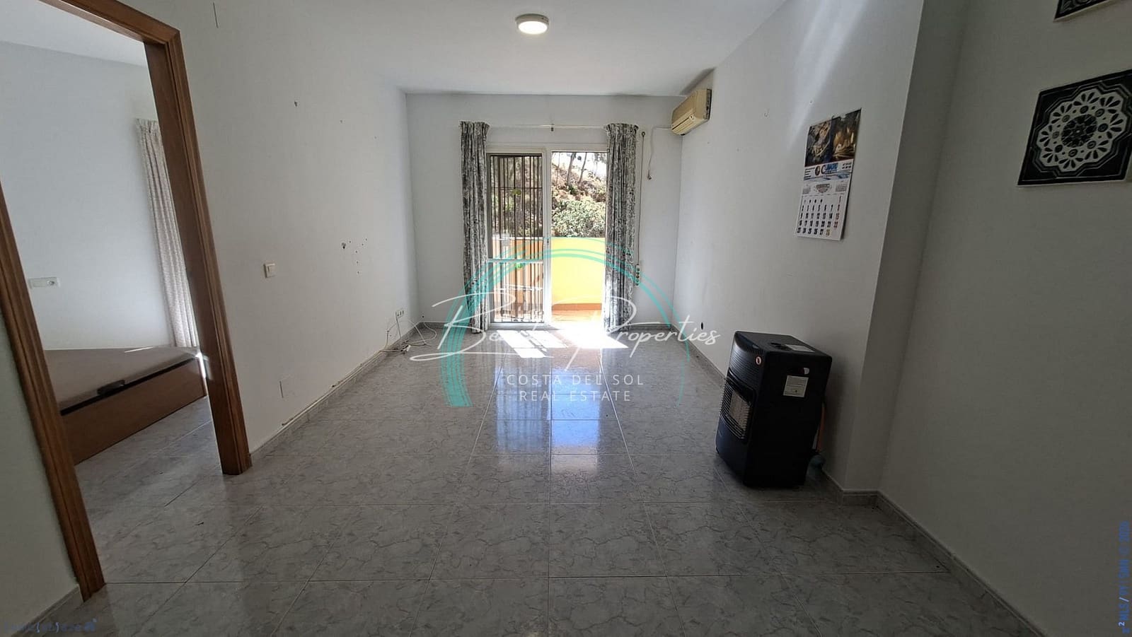 1 bedroom Apartment for sale in Nerja with pool - € 156,000 (Ref: 10111889)