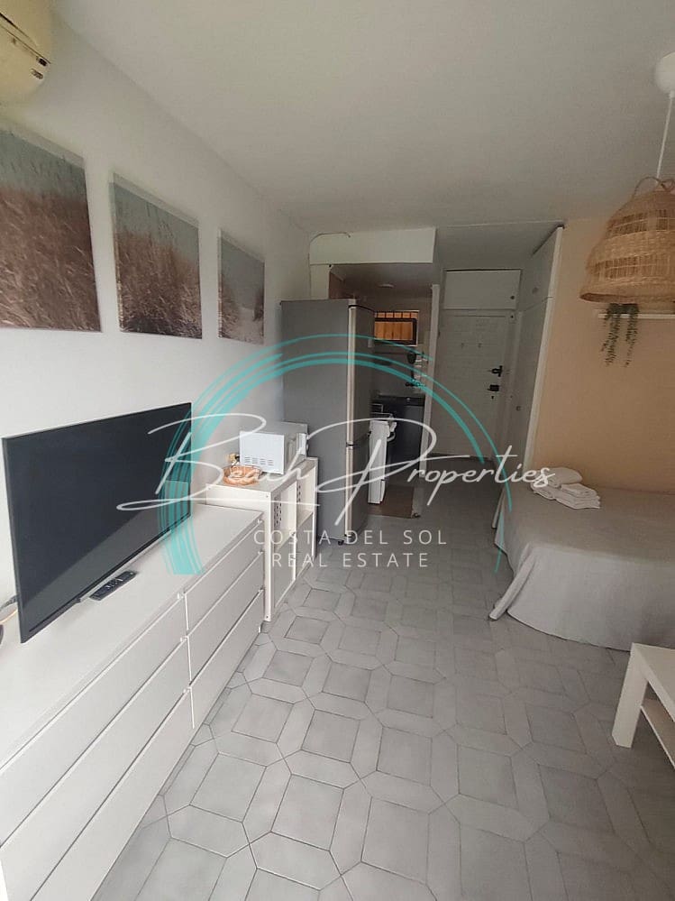 Studio te koop in Benalmadena Costa met zwembad - € 180.000 (Ref: 10114555)