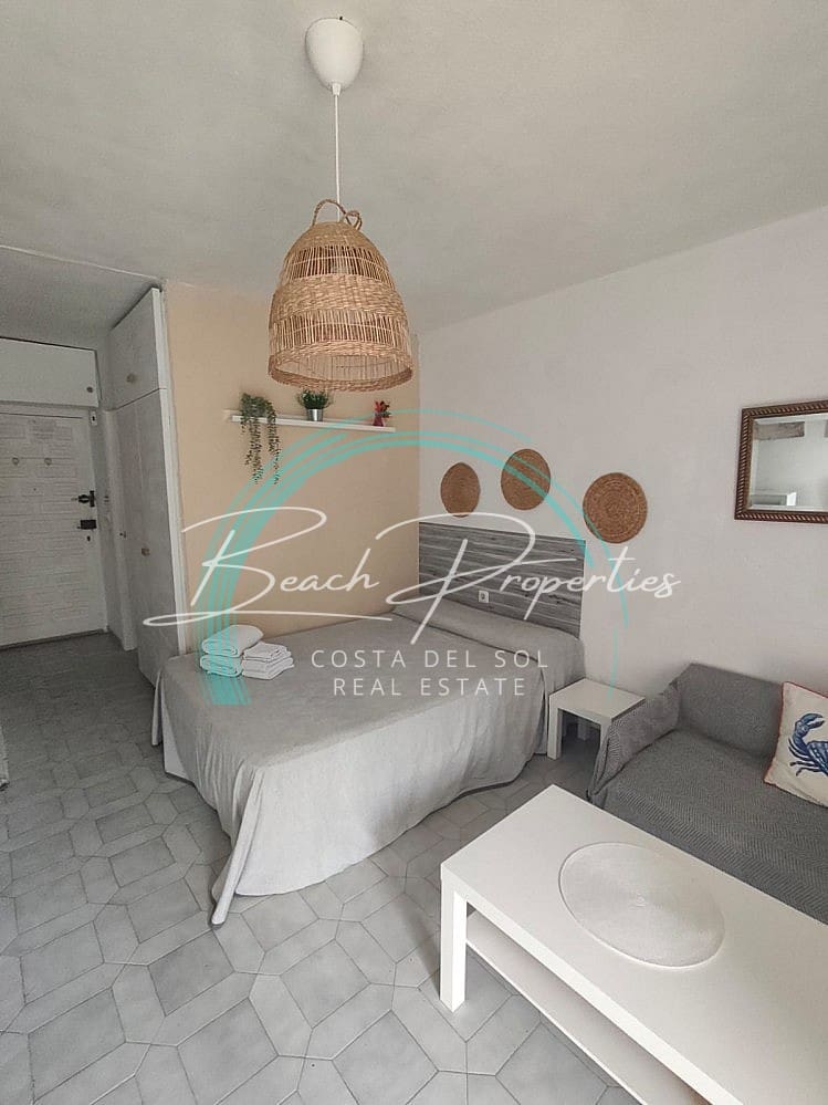 Studio te koop in Benalmadena Costa met zwembad - € 180.000 (Ref: 10114555)