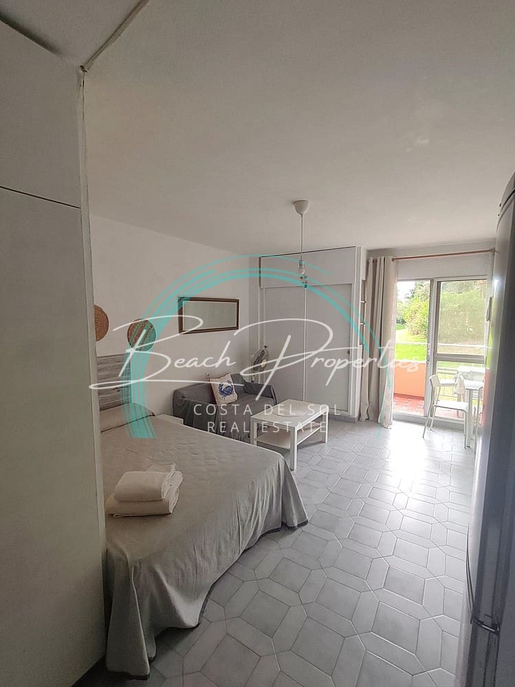 Studio te koop in Benalmadena Costa met zwembad - € 180.000 (Ref: 10114555)