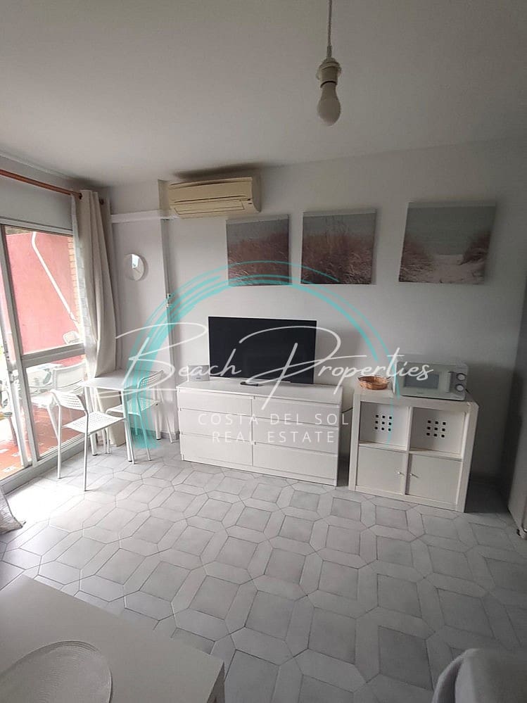 Studio te koop in Benalmadena Costa met zwembad - € 180.000 (Ref: 10114555)