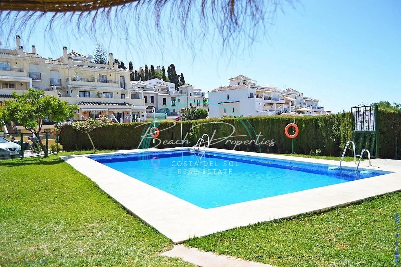 1 soveværelse Lejlighed til salg i Nerja med swimmingpool garage - € 230.000 (Ref: 10127328)