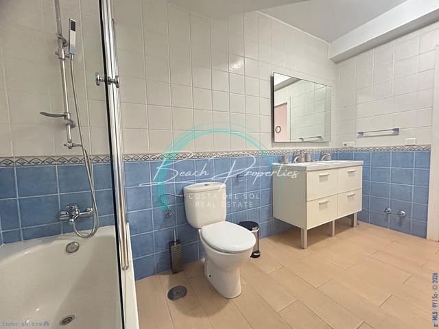 1 soveværelse Lejlighed til salg i Centro, Nerja med swimmingpool garage - € 230.000 (Ref: 10127328)
