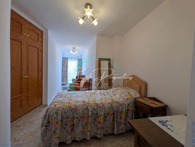 2 makuuhuone Rivitalo myytävänä paikassa Centro, Nerja - 389 000 € (Ref: 10127329)