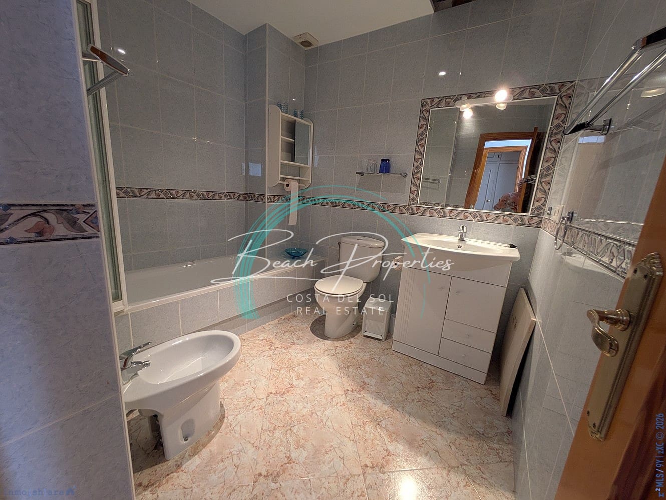 2 makuuhuone Rivitalo myytävänä paikassa Nerja - 389 000 € (Ref: 10127329)