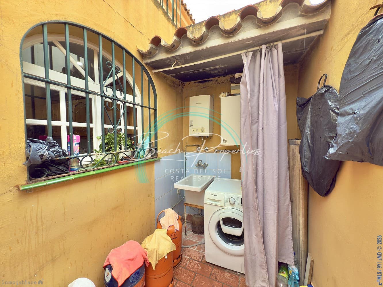 Pareado de 7 habitaciones en Torre del Mar en venta con piscina garaje - 850.000 € (Ref: 10127330)