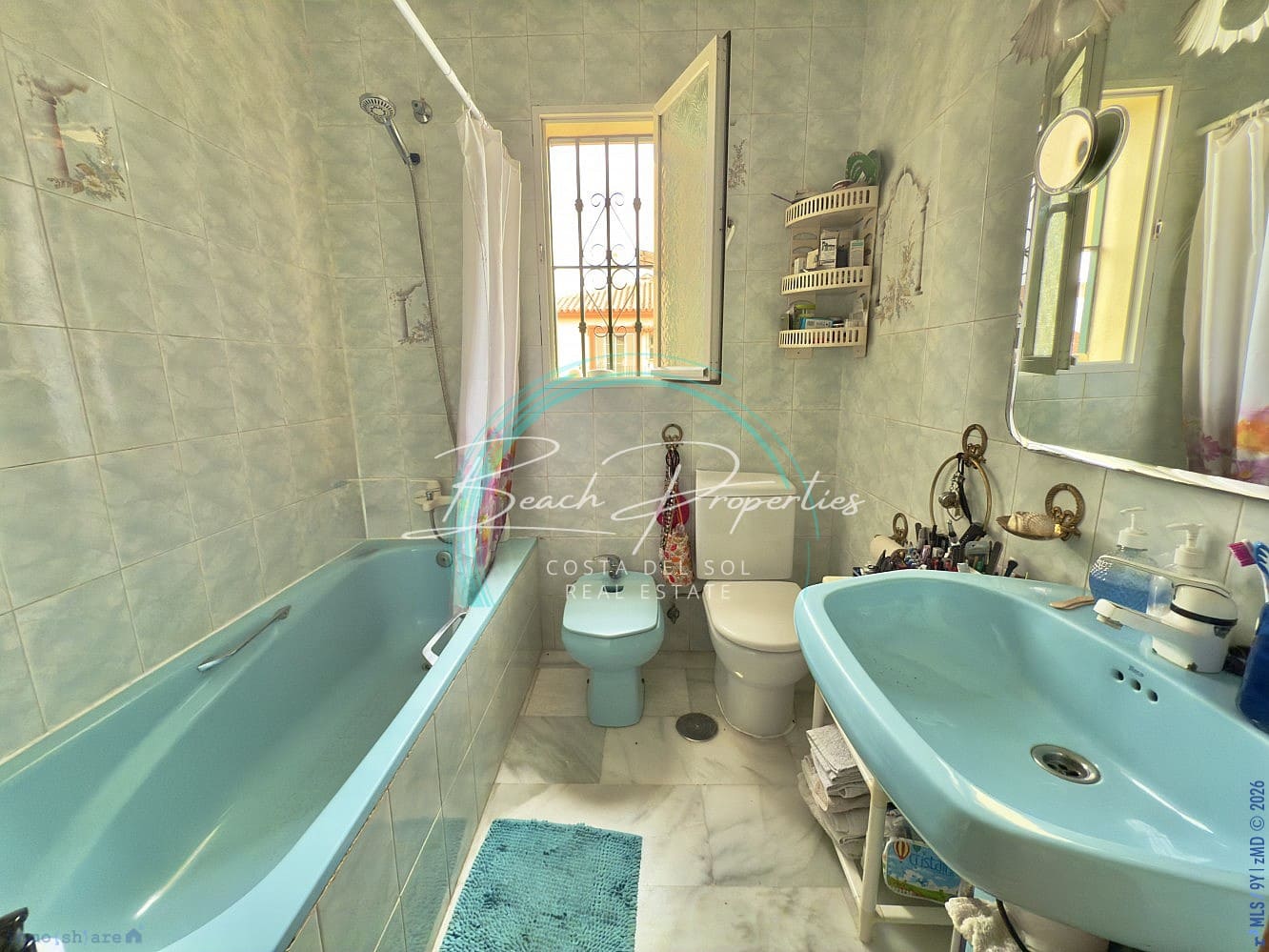 Pareado de 7 habitaciones en Torre del Mar en venta con piscina garaje - 850.000 € (Ref: 10127330)