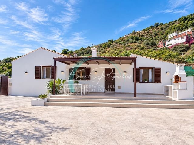 2 soveværelse Villa til leje i Torrox Pueblo, Torrox med swimmingpool garage - € 1.200 (Ref: 10132152)