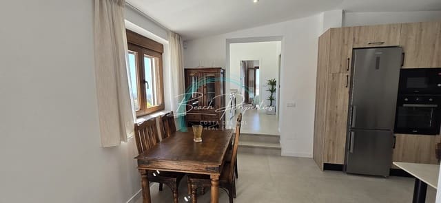 2 soveværelse Villa til leje i Torrox Pueblo, Torrox med swimmingpool garage - € 1.200 (Ref: 10132152)