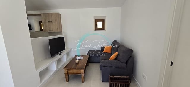2 soveværelse Villa til leje i Torrox Pueblo, Torrox med swimmingpool garage - € 1.200 (Ref: 10132152)