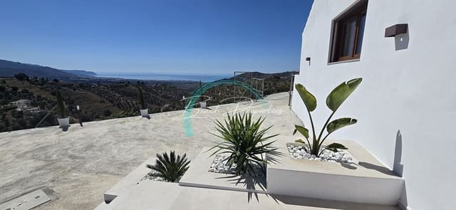 2 soveværelse Villa til leje i Torrox Pueblo, Torrox med swimmingpool garage - € 1.200 (Ref: 10132152)