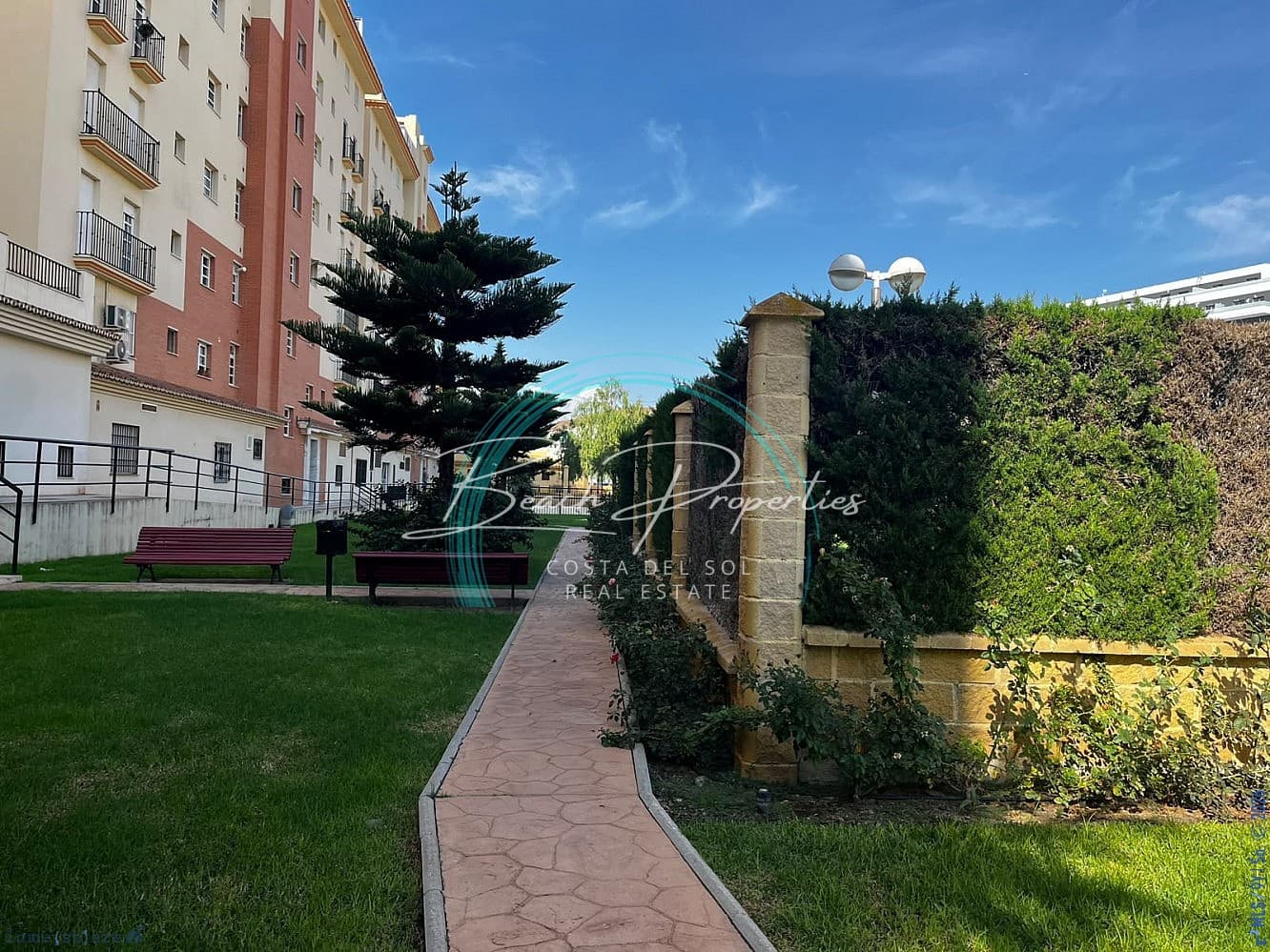 3 slaapkamer Appartement te koop in Algarrobo Costa met zwembad - € 345.000 (Ref: 10135161)