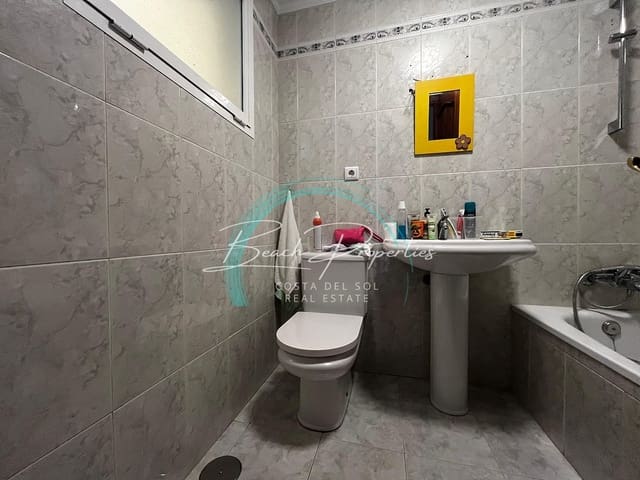 3 sypialnia Apartament na sprzedaż w Algarrobo Costa, Algarrobo z basenem - 345 000 € (Ref: 10135237)
