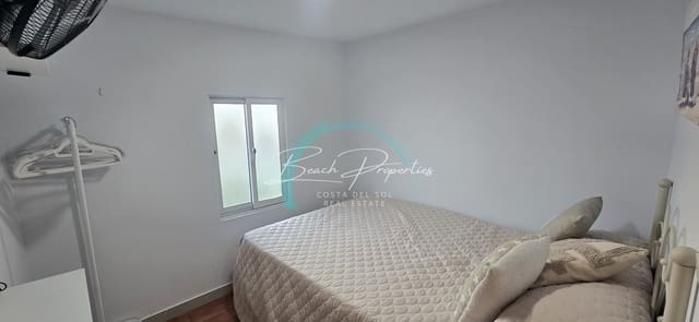 Chalet de 3 habitaciones en Chaparil - Torrecilla - Punta Lara, Nerja en alquiler - 1.200 € (Ref: 10138870)