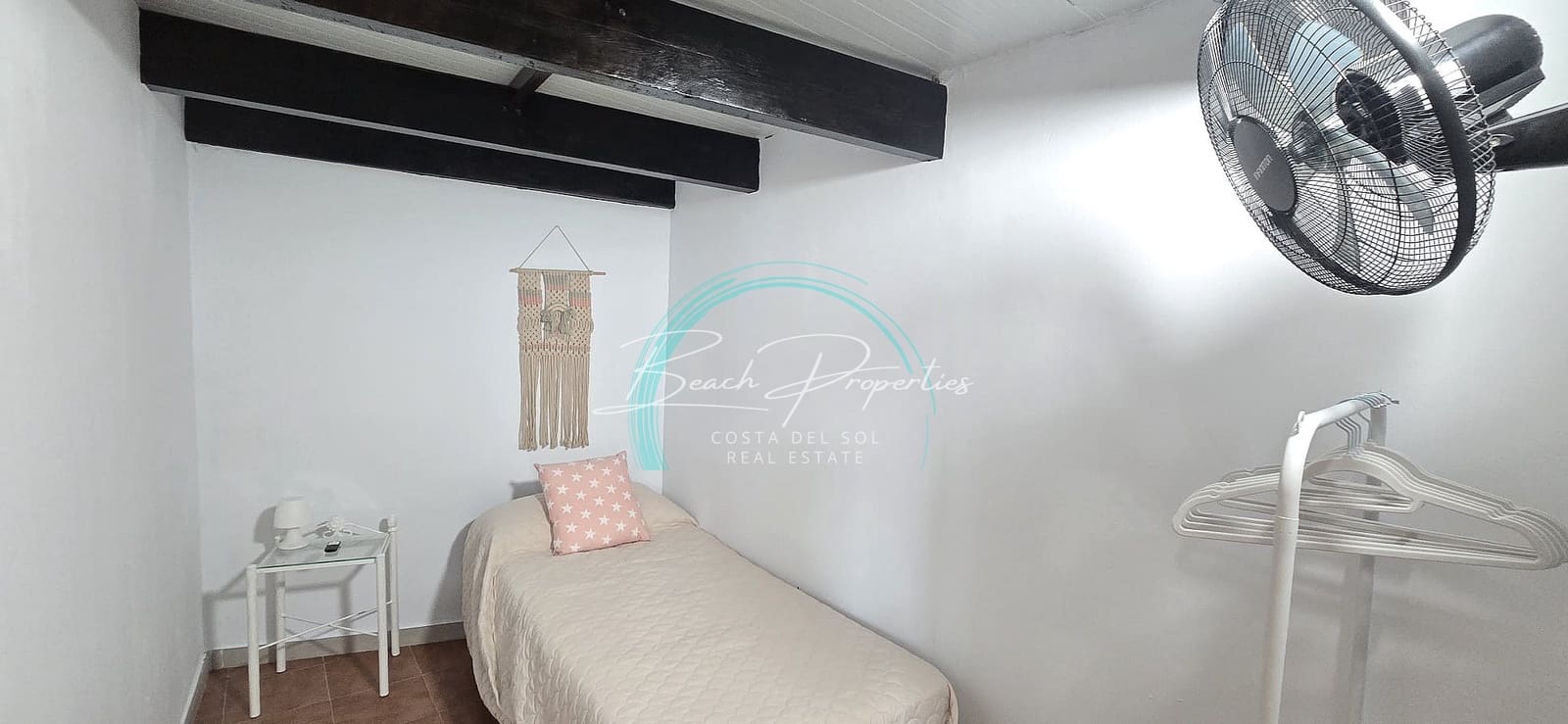 Chalet de 3 habitaciones en Nerja en alquiler con piscina garaje - 1.200 € (Ref: 10138870)
