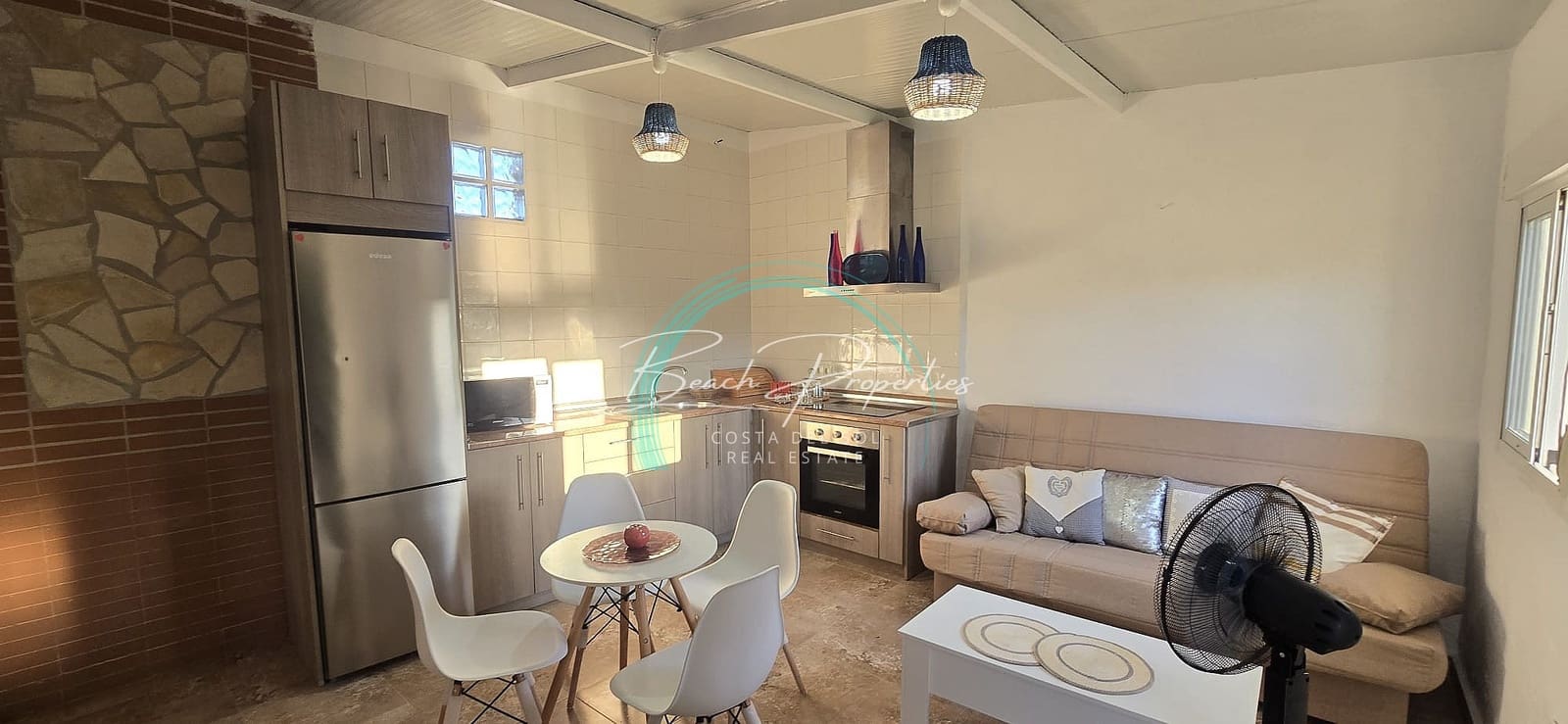 1 soverom Hus til leie i Nerja med svømmebasseng - € 900 (Ref: 10138871)
