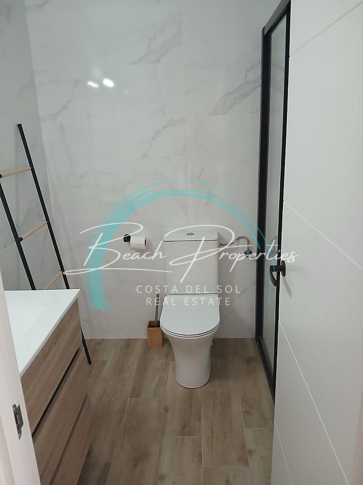 Huoneisto vuokrattavana paikassa Torrox-Costa mukana uima-altaan - 700 € (Ref: 10138967)
