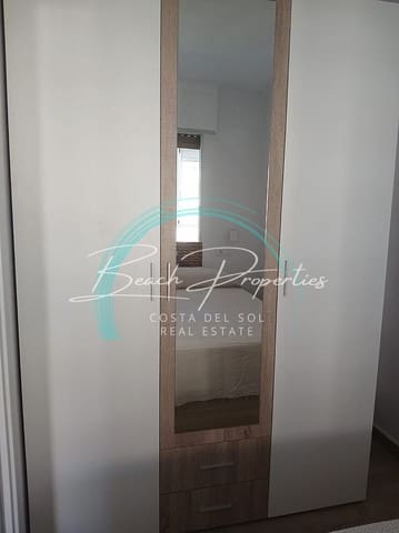 Huoneisto vuokrattavana paikassa Centro Internacional, Torrox mukana uima-altaan - 700 € (Ref: 10138967)