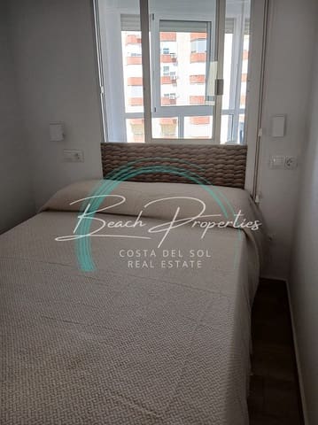 Huoneisto vuokrattavana paikassa Centro Internacional, Torrox mukana uima-altaan - 700 € (Ref: 10138967)